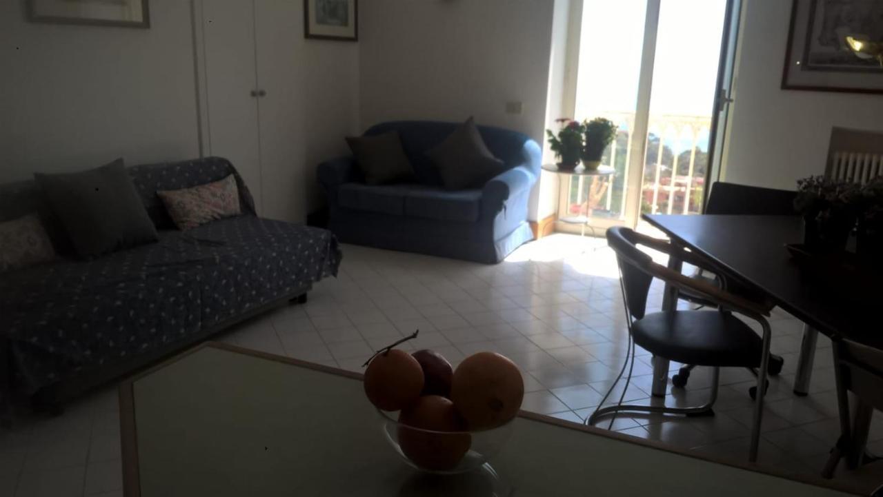 Posillipo: Soggiorno D'Incanto Apartment Napoli Ngoại thất bức ảnh